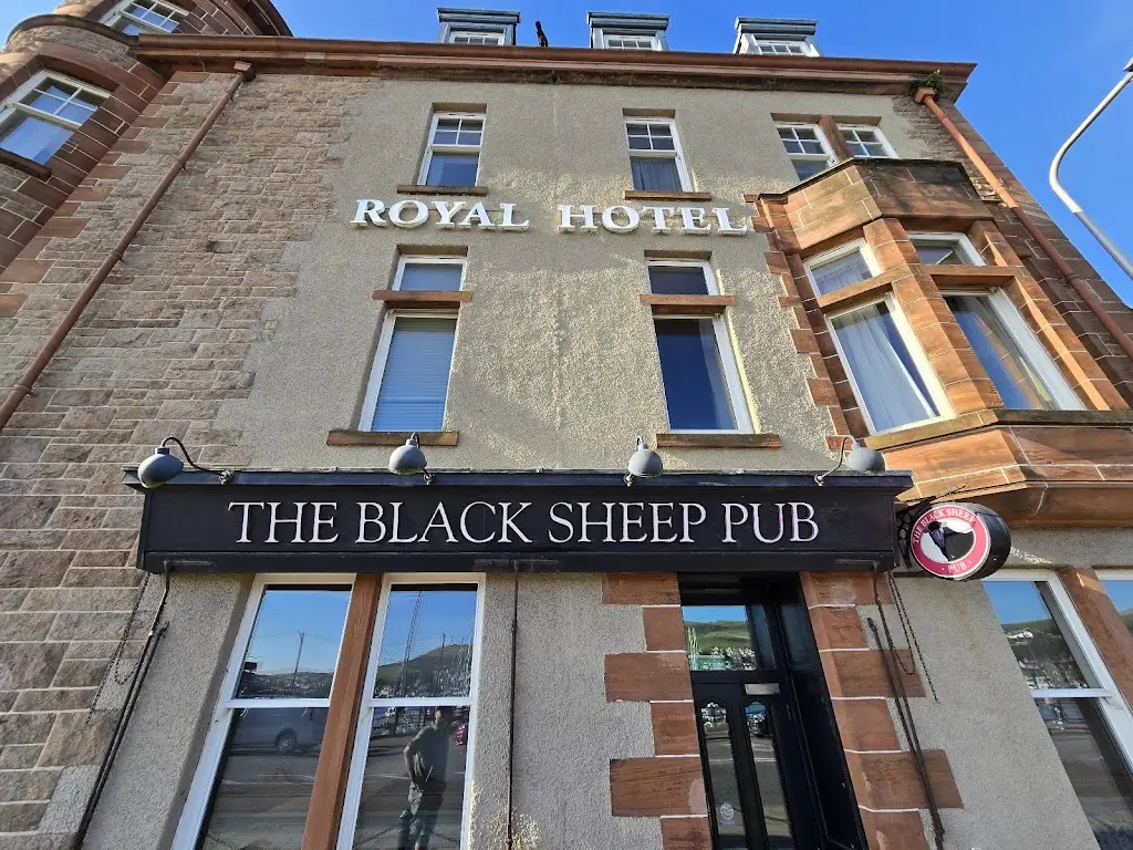 The Black Sheep Pub_Campbeltown_slider_image_1