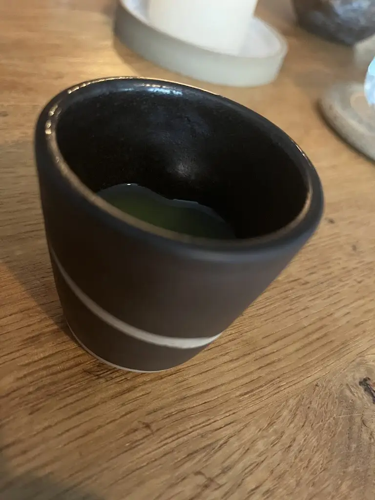 Lou Gray_Pignut & The Hare_Bilsdale_avis