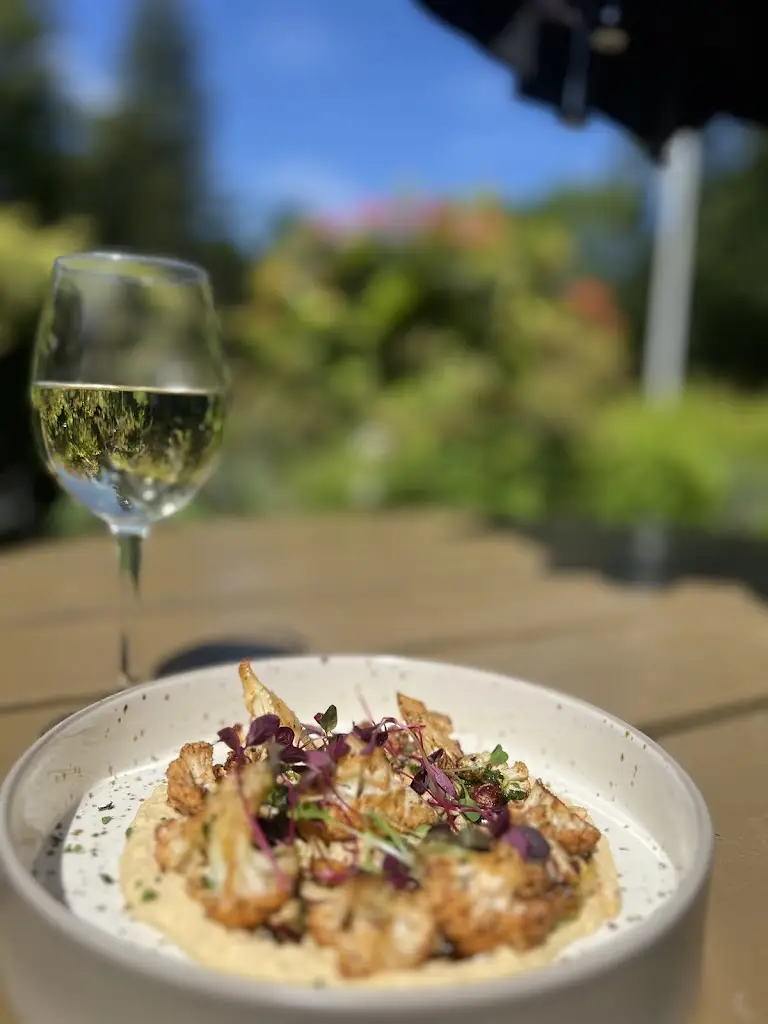 Glen Nevis Restaurant_Caol_slider_image_3