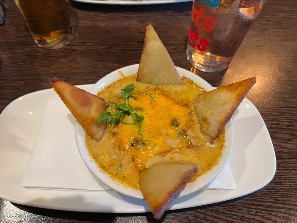 Theresa Babos_Ben Nevis Bar_Caol_review