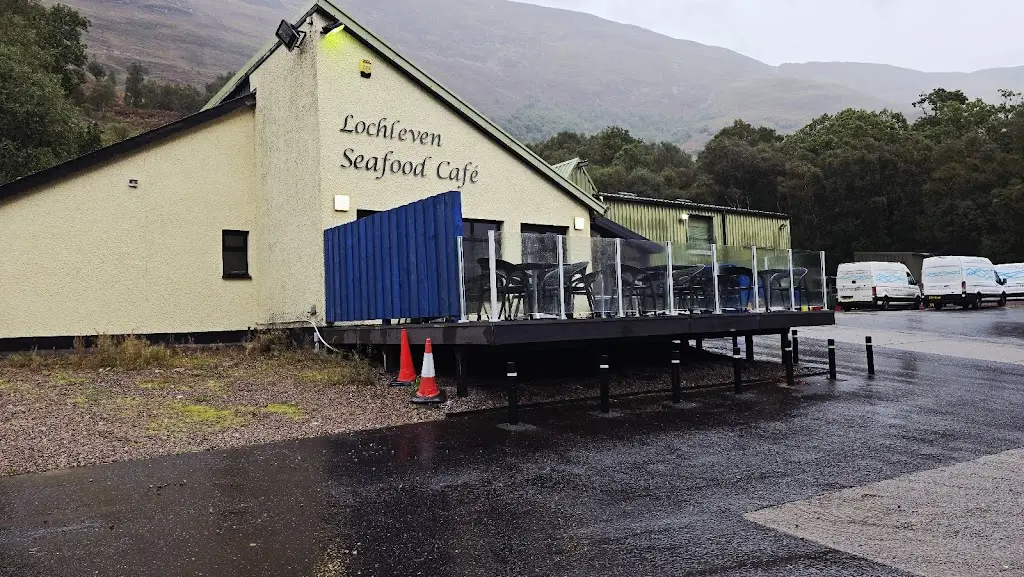 Douglas Headrick_Lochleven Seafood Café_Caol_review
