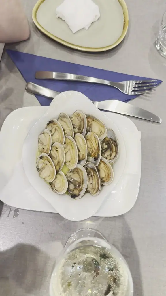 Lochleven Seafood Café_Caol_slider_image_2