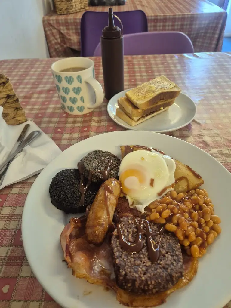 It’s me, Paul_The Cabin Food Stop_Caol_review