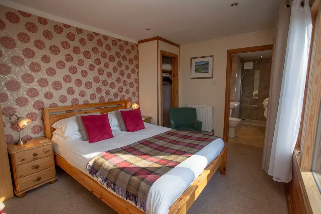 Old Pines Hotel & Restaurant_Caol_slider_image_3