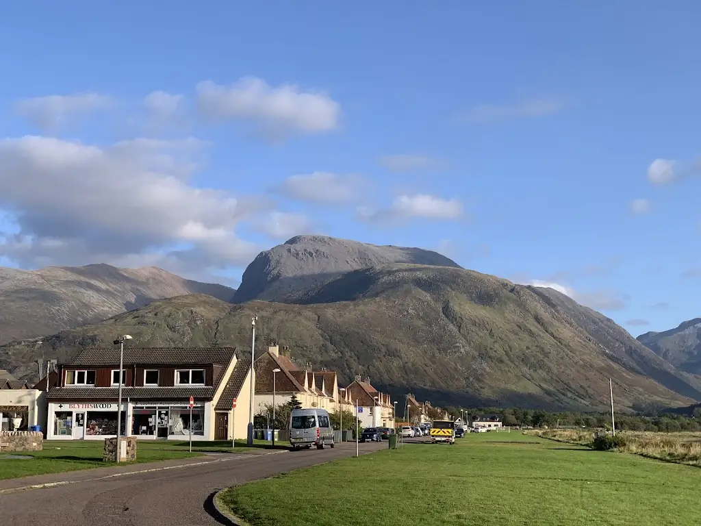 James Low_Deli Barqen Chinese takeaway_Caol_recensione