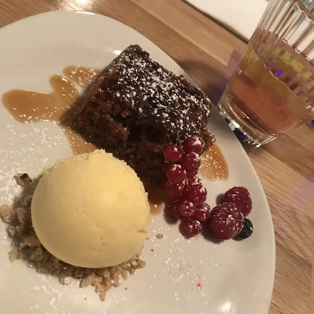 Rachel O'Brien_Crannog Seafood Restaurant_Caol_review