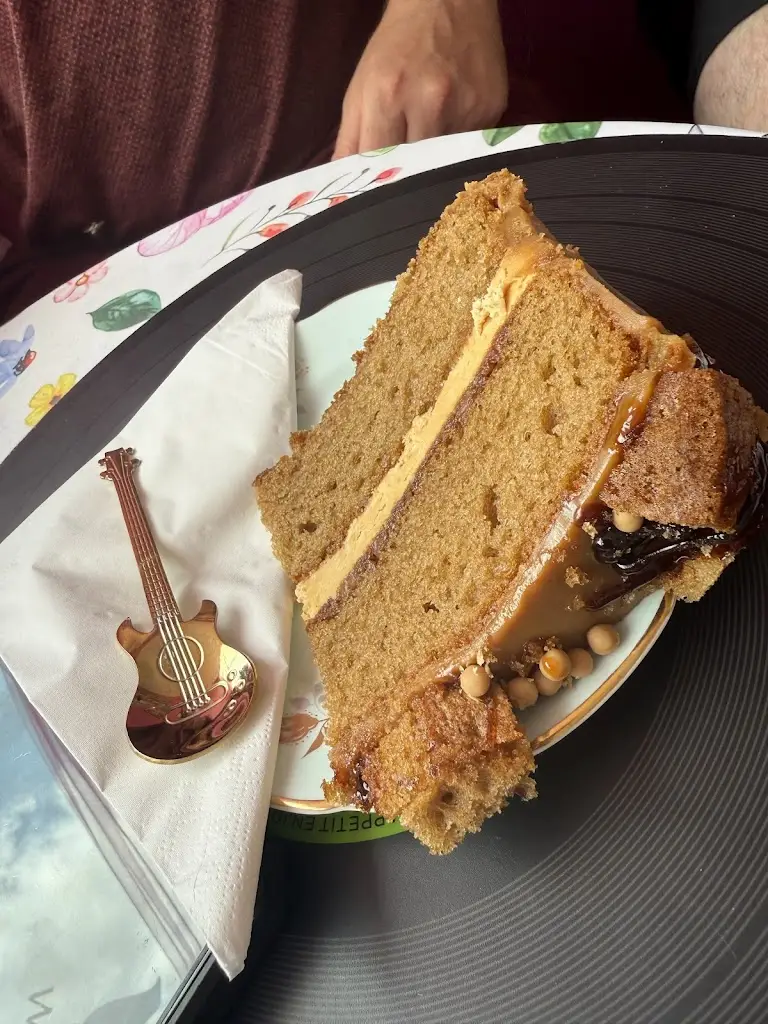 Nicole Mulholland_Creative Gifts Wee Tea Room_Castle Douglas_review