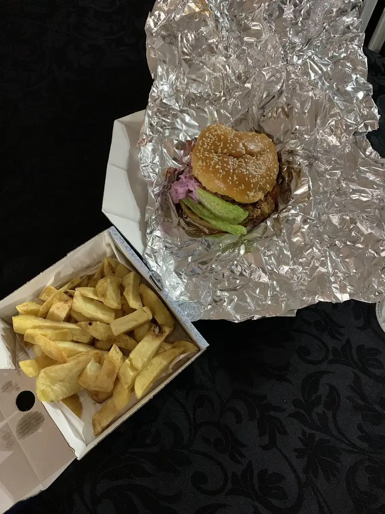 Adeil Hussain_Marini's Motherwell_Carfin_Bewertung