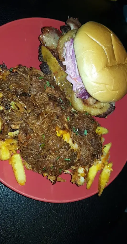 Veronica Craig_Dirty Dogs BBQ Motherwell_Carfin_review