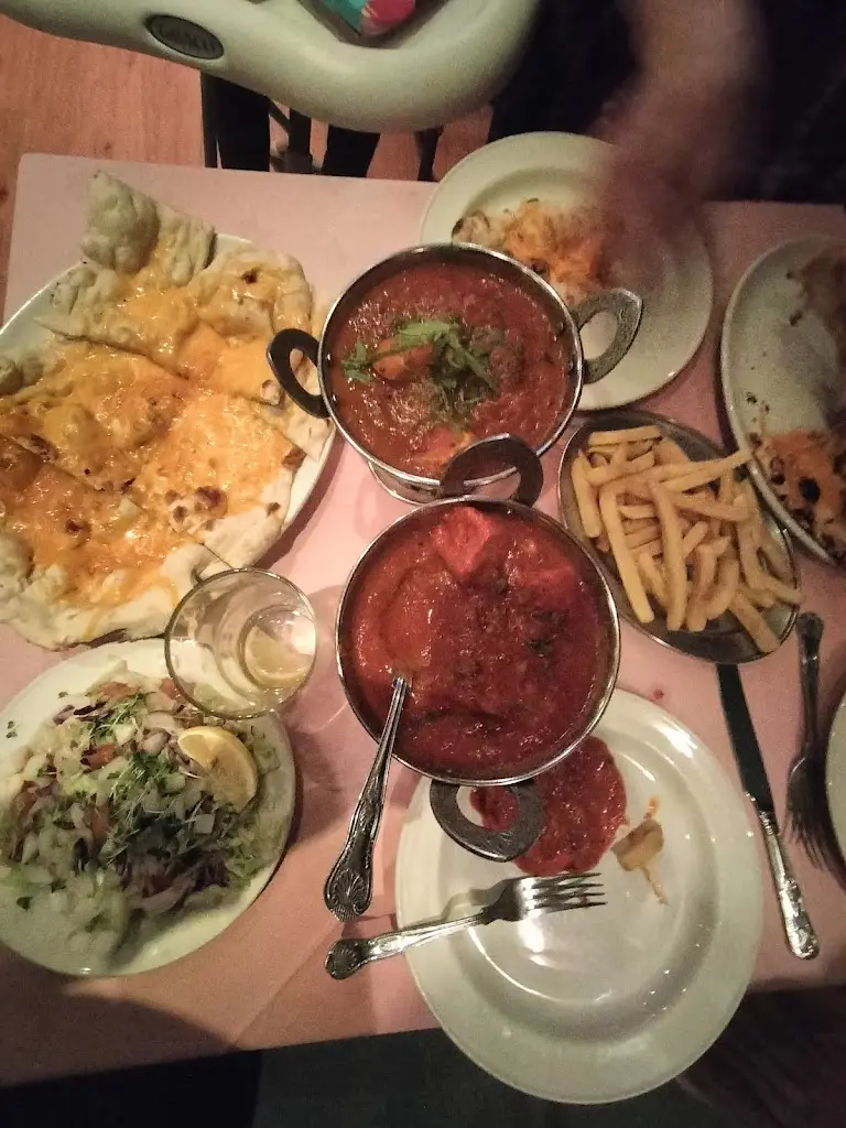 Azam_Indian Villa Restaurant_Carfin_review