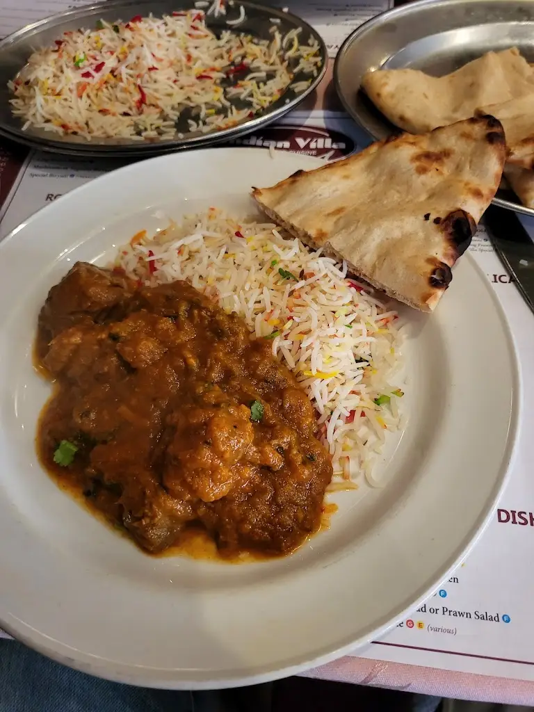 Indian Villa Restaurant_Carfin_slider_image_3