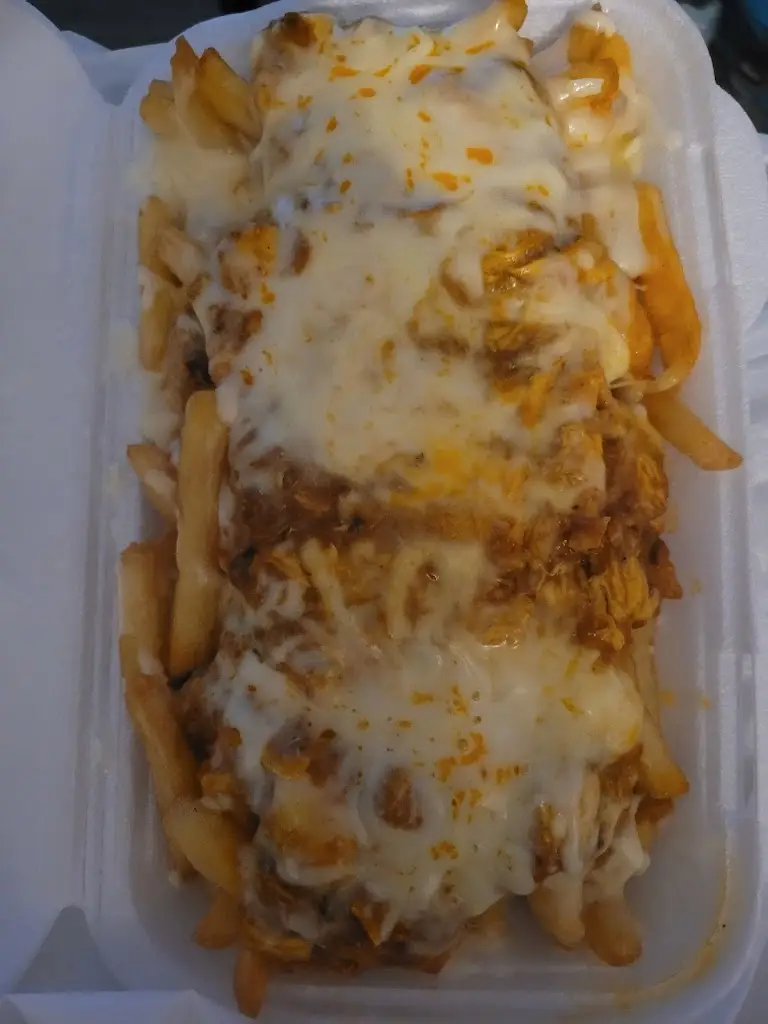 Louise Wilson_Nads Grill 'n' Chill_Carfin_recensione