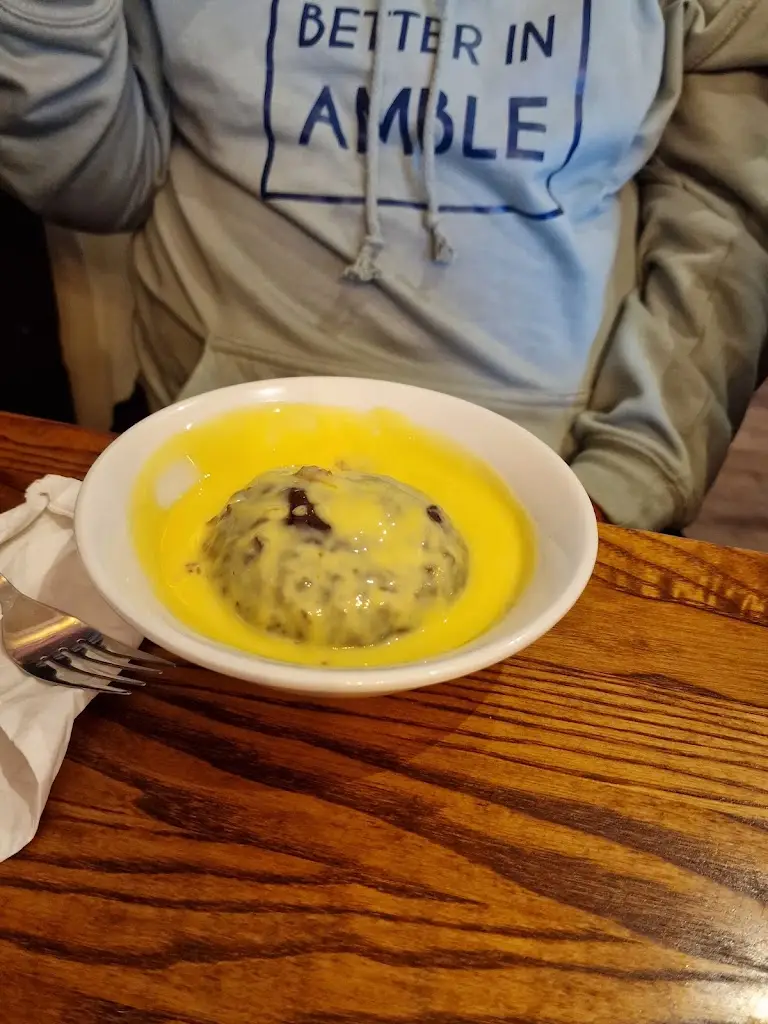 Michelle Melbourne_Besom Inn_Coldstream_review