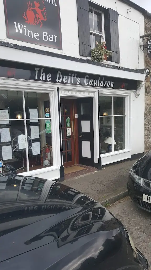 Deils Cauldron restaurant in Comrie