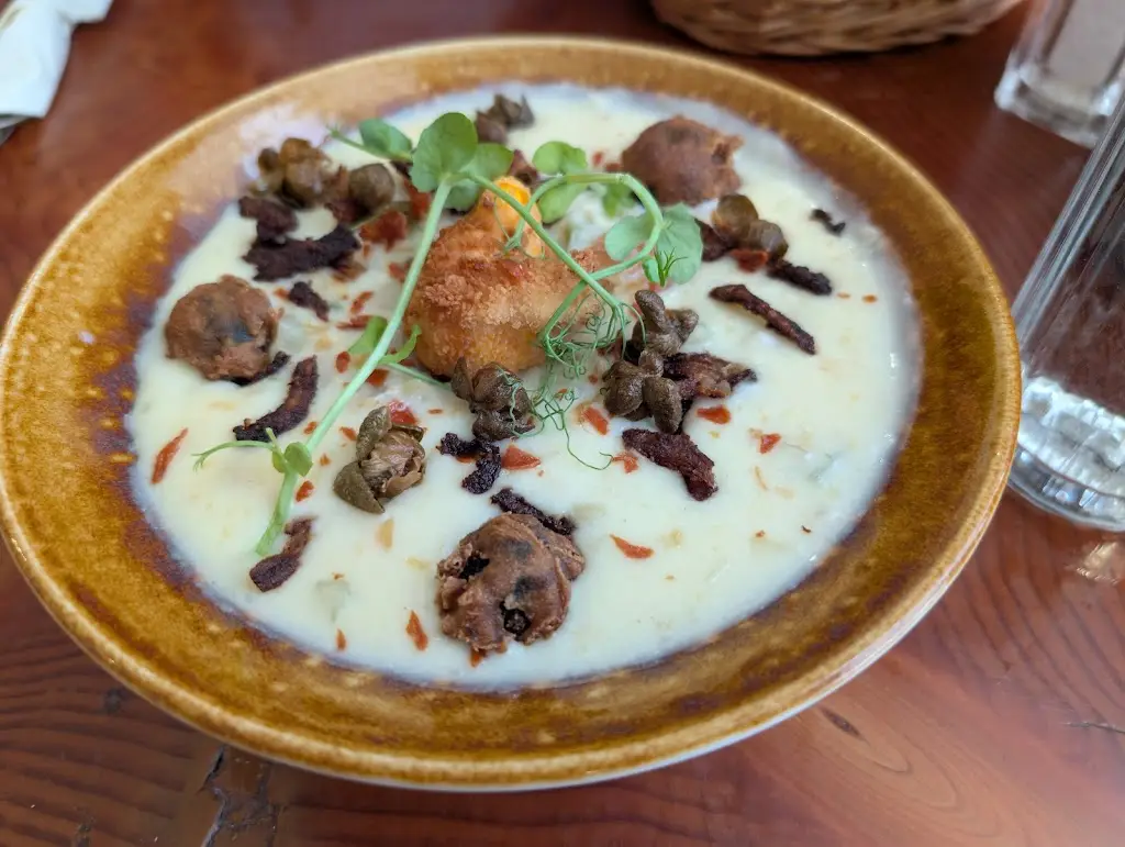 Ari Kestenbaum_The Aberlour Hotel_Charlestown of Aberlour_review