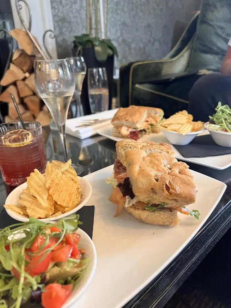 Steven_Dowans Hotel & Restaurant_Charlestown of Aberlour_review