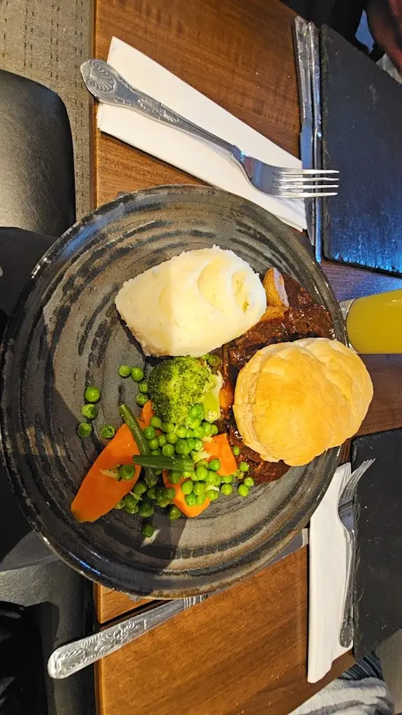 Connor Black_The Coylton Arms_Coylton_review