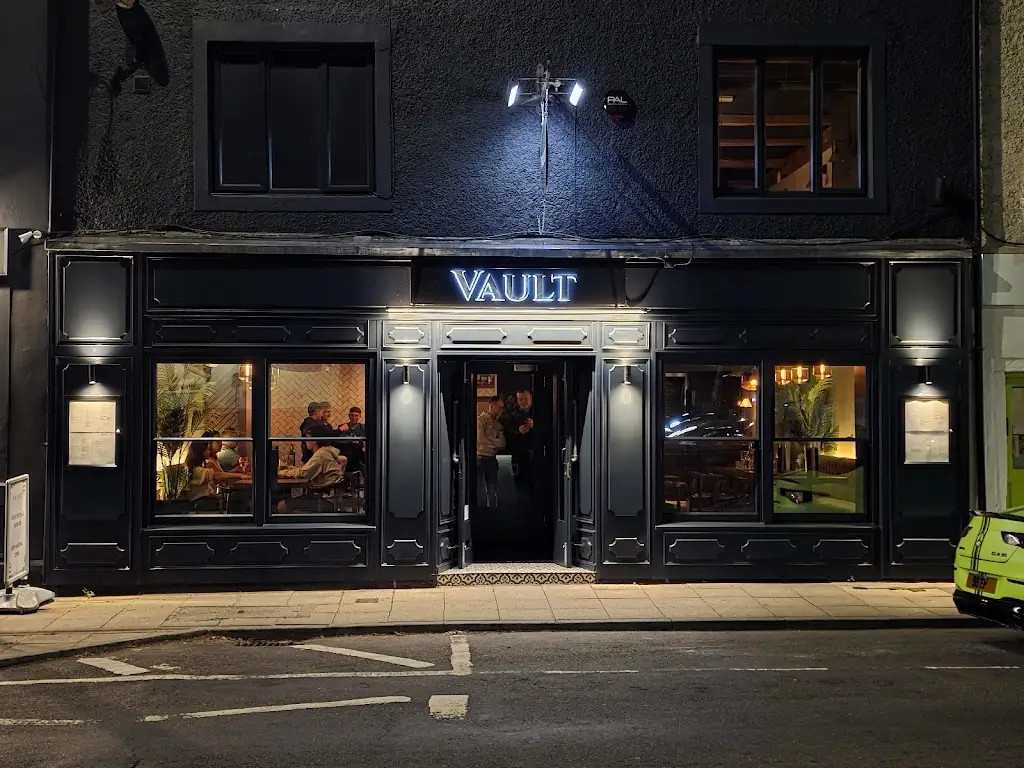 John Milnes_VAULT BAR & KITCHEN_Billington_review