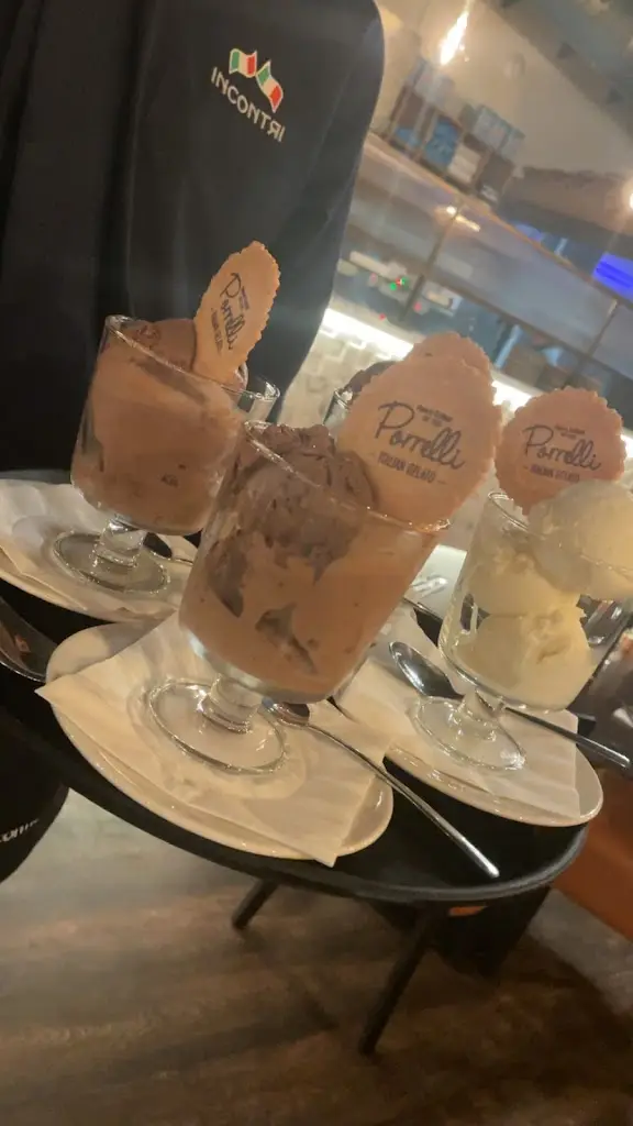 Rachel Hall_Incontri_Crossford_review