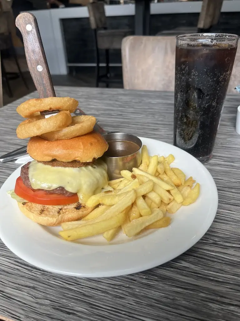 Brodens Bar & Kitchen_Cumbernauld_slider_image_2