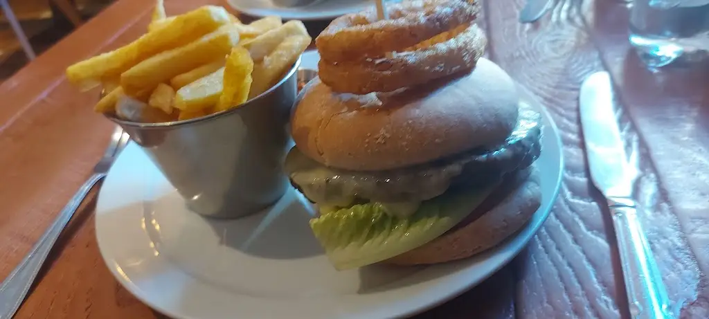 Menu_McChristies Bar & Restaurant_Crosshouse_image_5