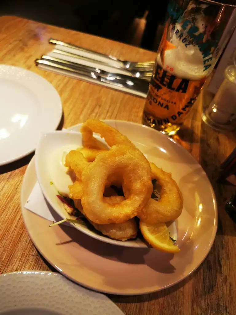 Lynne Samson_The Long House_Crosshouse_review