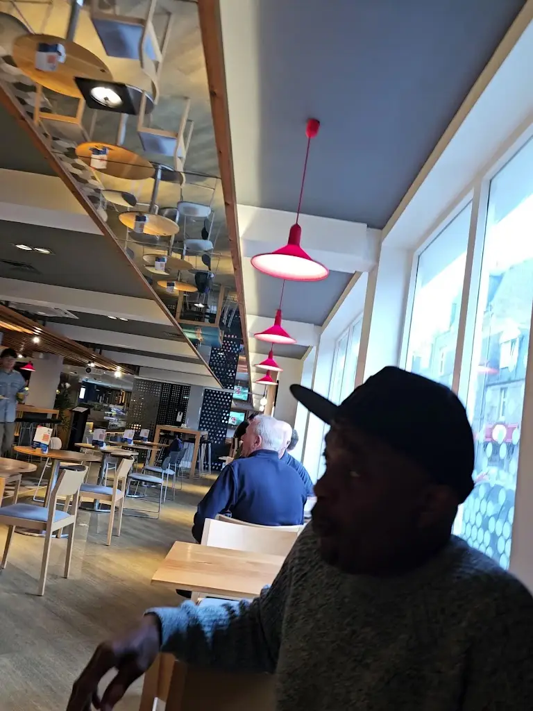 Holiday Inn Express Aberdeen City Centre by IHG_Cults_slider_image_2