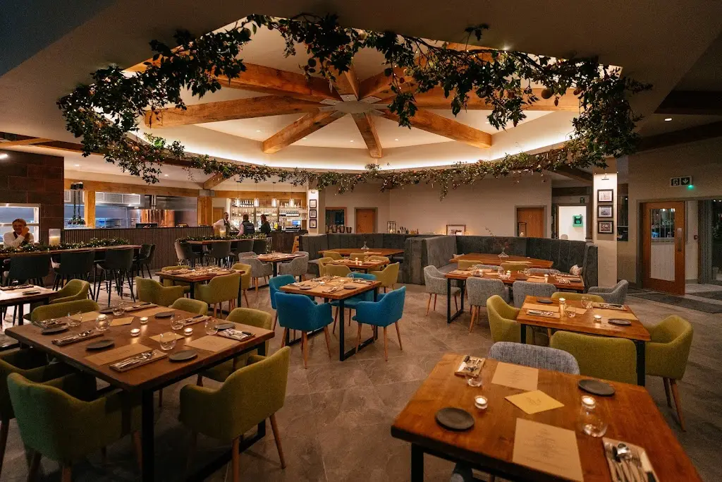 Eight at Gazegill_Billington_slider_image_1