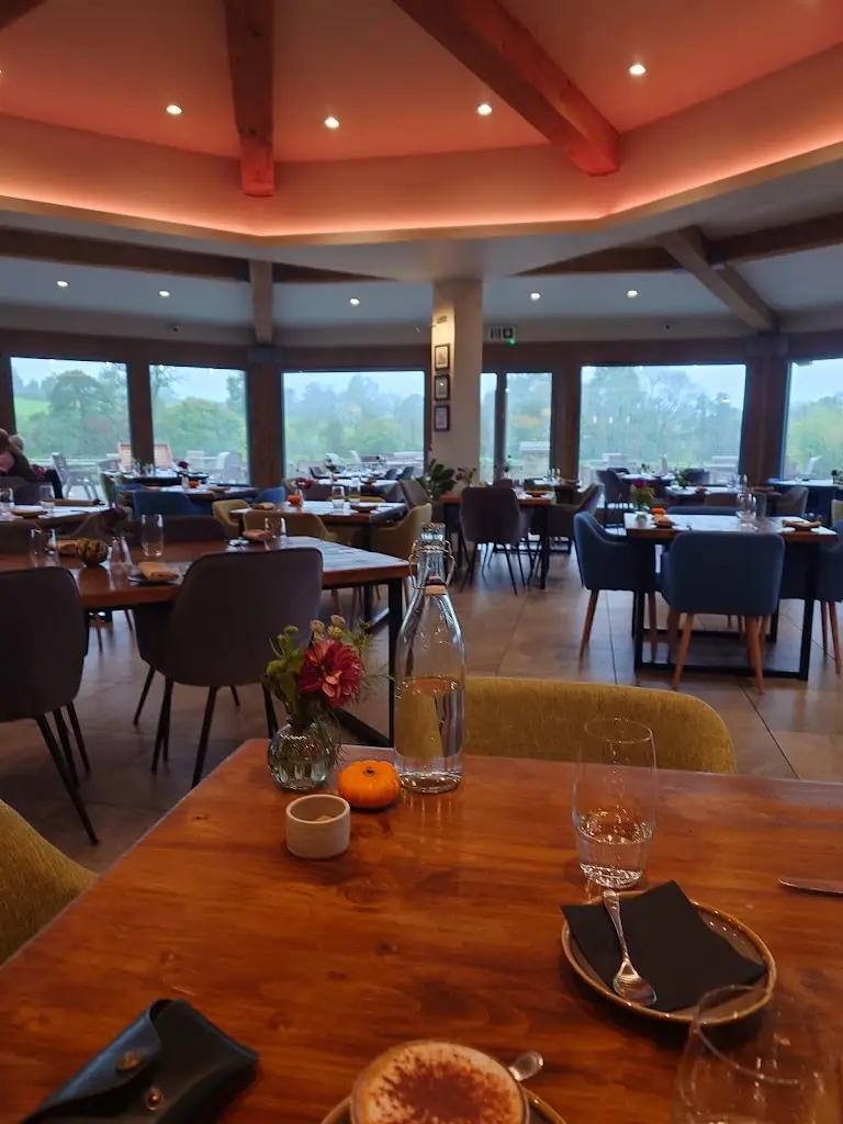 Eight at Gazegill_Billington_slider_image_2