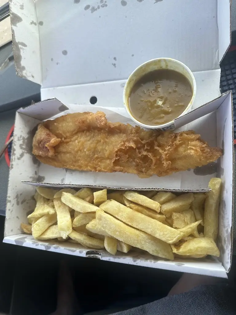 Loki Dj_The Fry Inn_Buckie_review