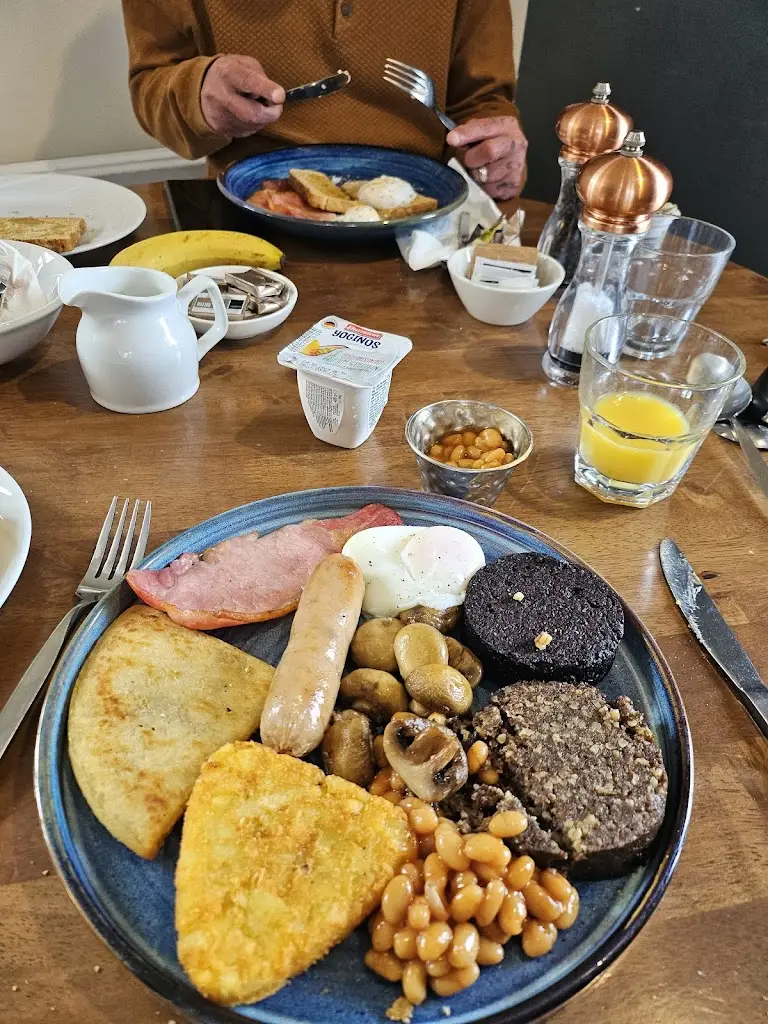 Jinni Barwick_The Mill House Hotel_Buckie_review