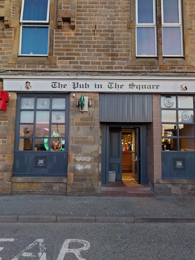 Pub In The Square_Buckie_slider_image_1