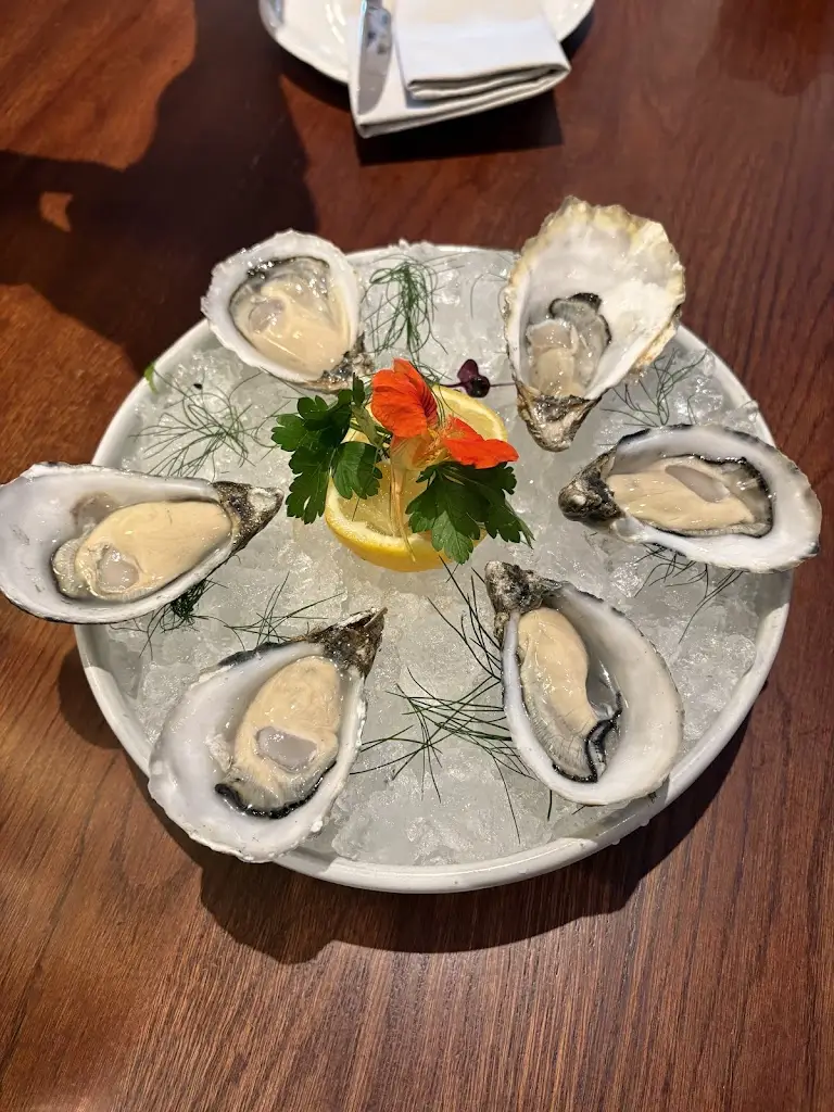 The Three Fishes_Billington_slider_image_2