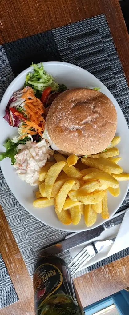 Jane Muirhead_The Marine Hotel - Buckie_Buckie_review