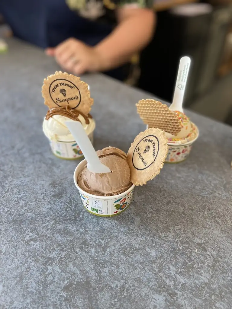 Sophie Aitchison_Ice Cream Cabin_Buckie_review