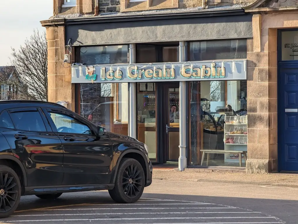 Ice Cream Cabin restaurant in Buckie