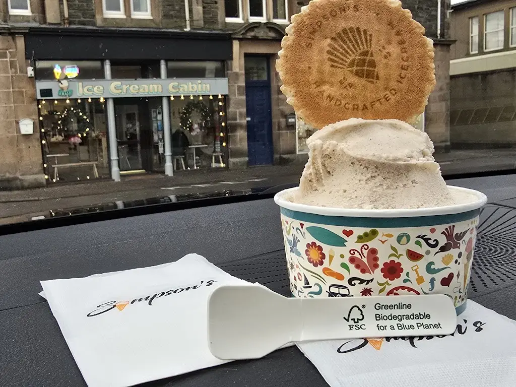 Ice Cream Cabin_Buckie_slider_image_3