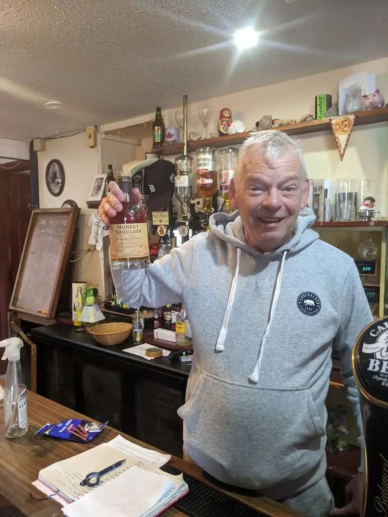 Mike Brooke_The Seafield Inn_Buckie_review