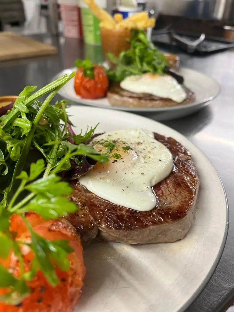 Greenhouse Bar & Grill_Cupar_slider_image_2