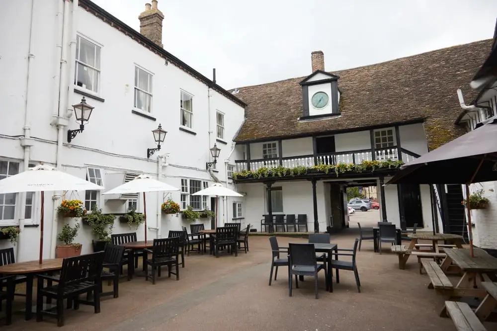 The George restaurant in Alconbury