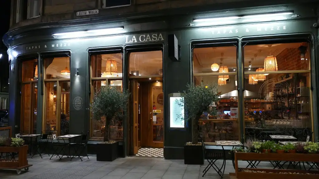 La Casa Dalry restaurant in Dalry
