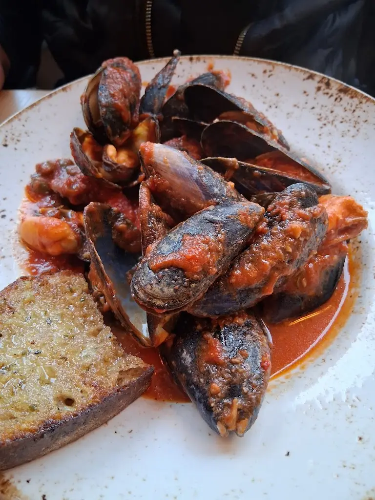 Kirsty Dziennik_Mia Italian Kitchen Dalry_Dalry_review