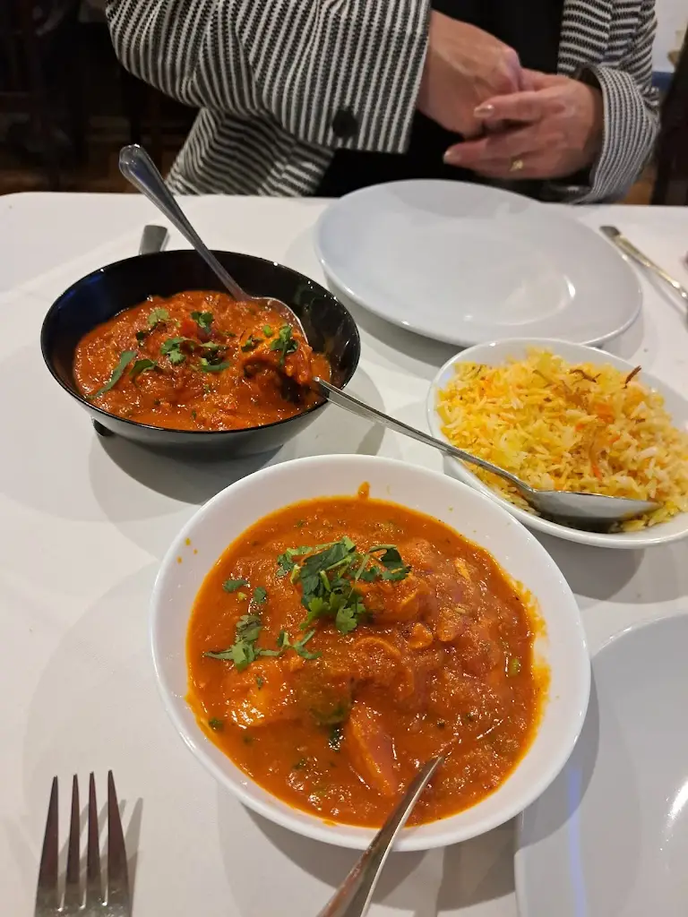 Tom Marshall_CURRY VILLAGE_Billingshurst_review