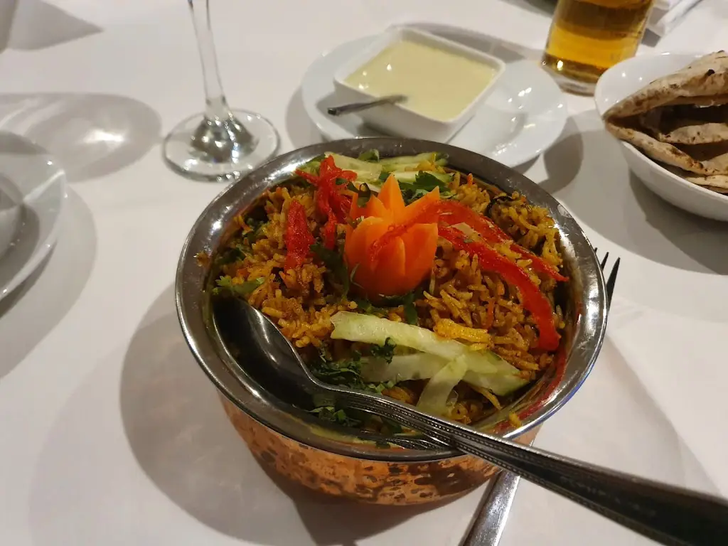 Russell Bedford_CURRY VILLAGE_Billingshurst_review