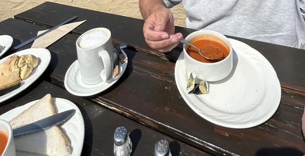 Phil Kitson_Brambles Cafe_Dalbeattie_review