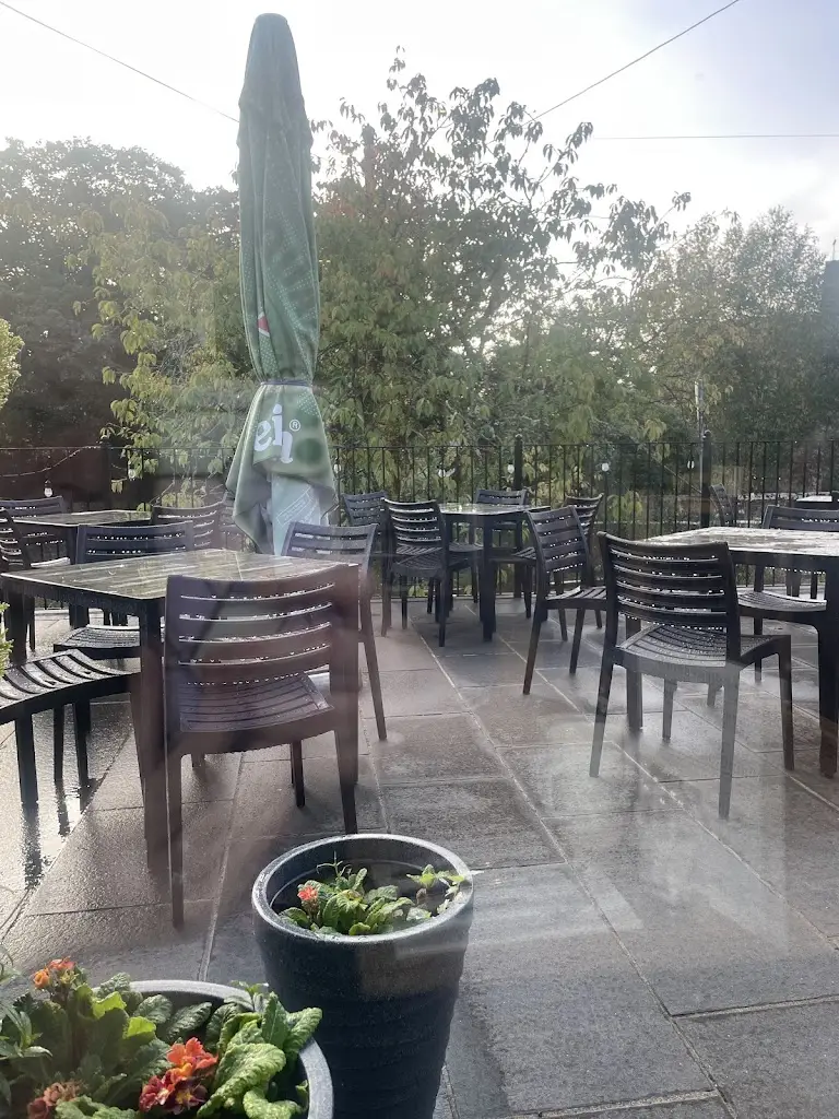 Stephanie Dykes_The Woodside - eat / drink / stay_Doune_review