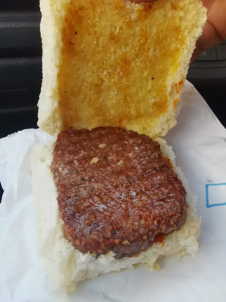 Greig Forbes_Simply Sarah's_Doune_review