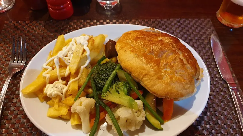 Menu_Diamond's Bar And Grill_Cowdenbeath_image_1