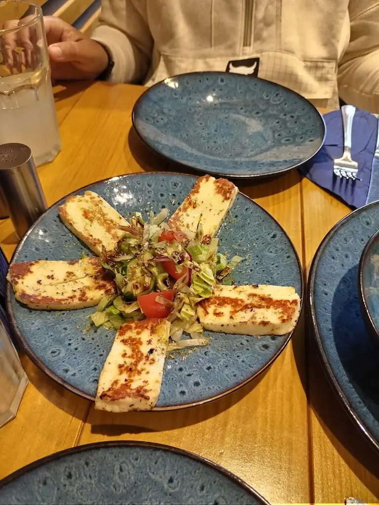 Menu_Greek delight_Cowdenbeath_image_9