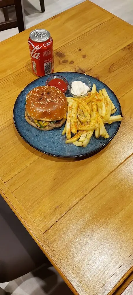 Greek delight_Cowdenbeath_slider_image_3